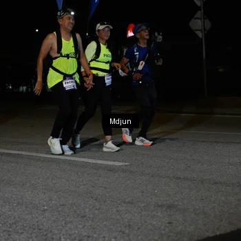 Runner Photo 7454541