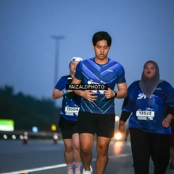Runner Photo 7454545