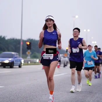 Runner Photo 7454547