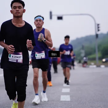 Runner Photo 7454555