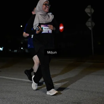 Runner Photo 7454556