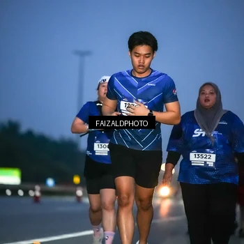 Runner Photo 7454559