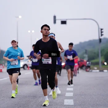 Runner Photo 7454560