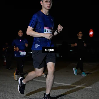 Runner Photo 7454573