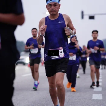 Runner Photo 7454578