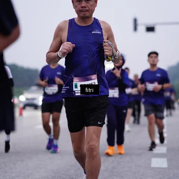 Runner Photo 7454580