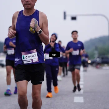 Runner Photo 7454584