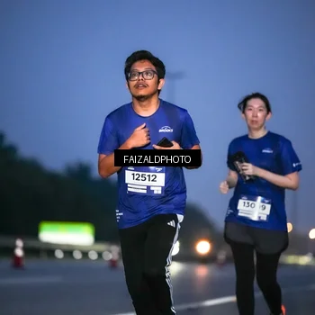 Runner Photo 7454598