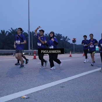Runner Photo 7454611