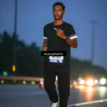 Runner Photo 7454623