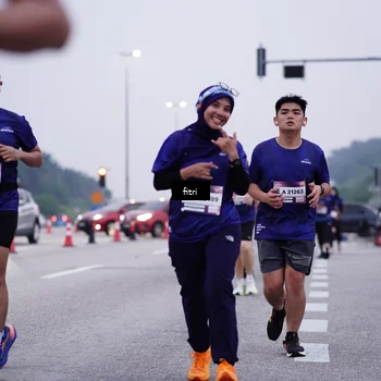 Runner Photo 7454627