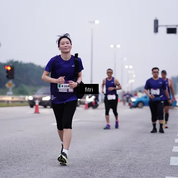 Runner Photo 7454657