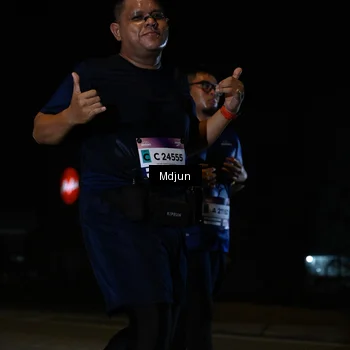 Runner Photo 7454673