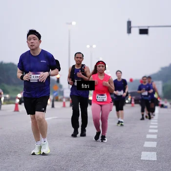 Runner Photo 7454685