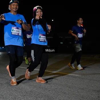 Runner Photo 7454726