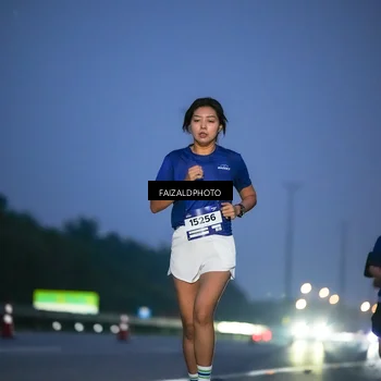 Runner Photo 7454740