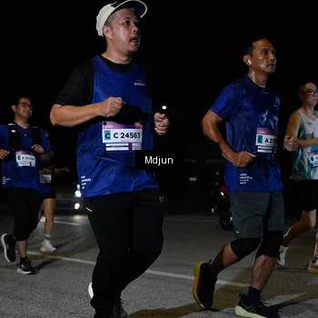 Runner Photo 7454742