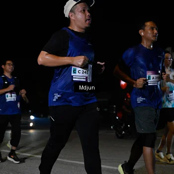 Runner Photo 7454753