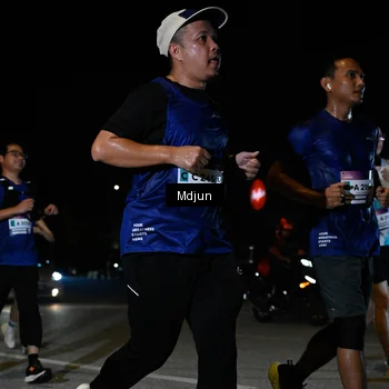 Runner Photo 7454762