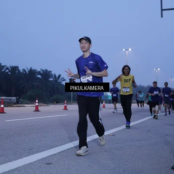 Runner Photo 7454798