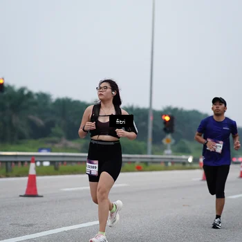 Runner Photo 7454799