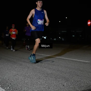 Runner Photo 7454807