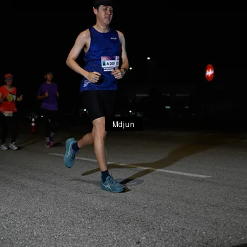 Runner Photo 7454811
