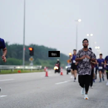 Runner Photo 7454842