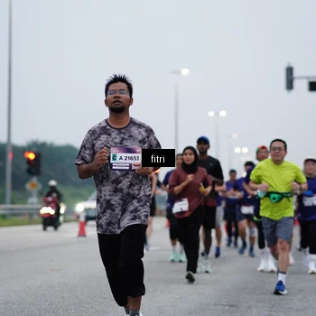 Runner Photo 7454848
