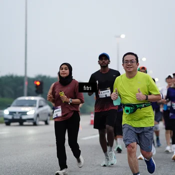 Runner Photo 7454881