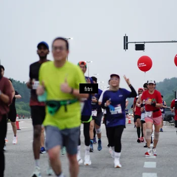 Runner Photo 7454891