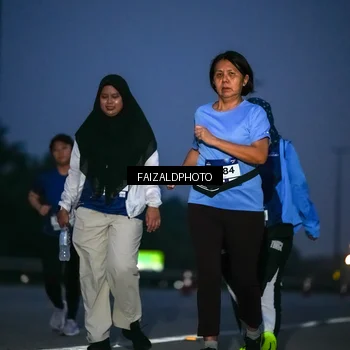 Runner Photo 7454912
