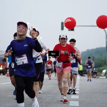 Runner Photo 7454940