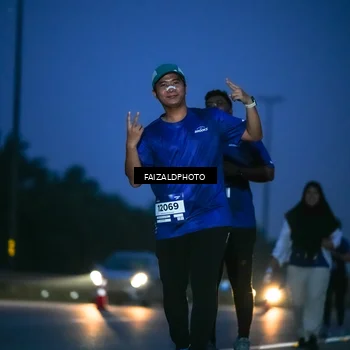 Runner Photo 7454941
