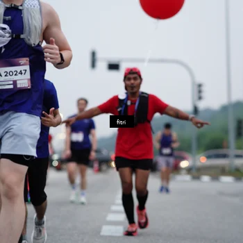 Runner Photo 7454954