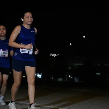 Runner Photo 7454995