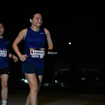 Runner Photo 7455000