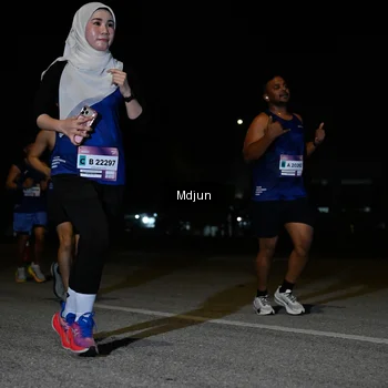 Runner Photo 7455024