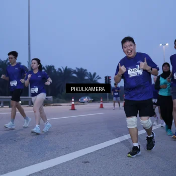 Runner Photo 7455025