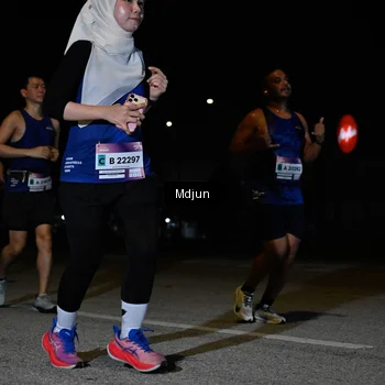 Runner Photo 7455031