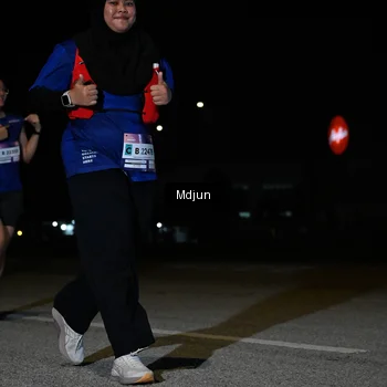 Runner Photo 7455059