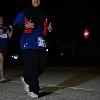 Runner Photo 7455102
