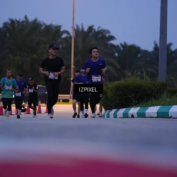 Runner Photo 7455115