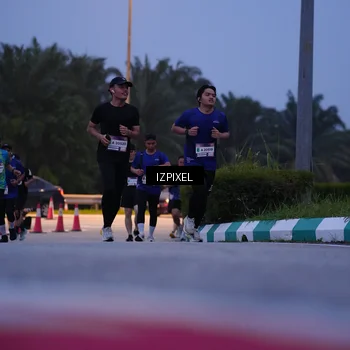 Runner Photo 7455143