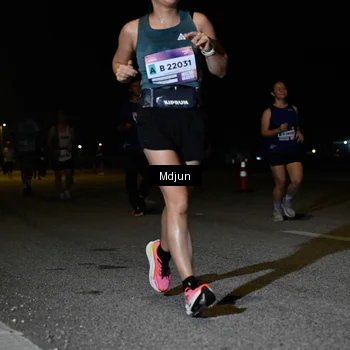 Runner Photo 7455173