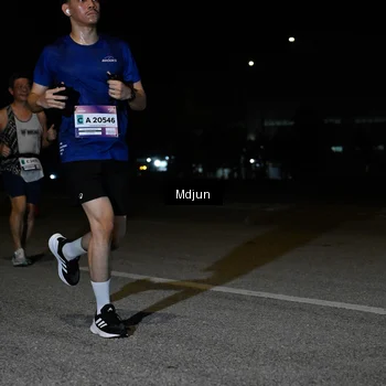 Runner Photo 7455197