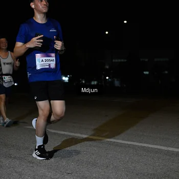 Runner Photo 7455198