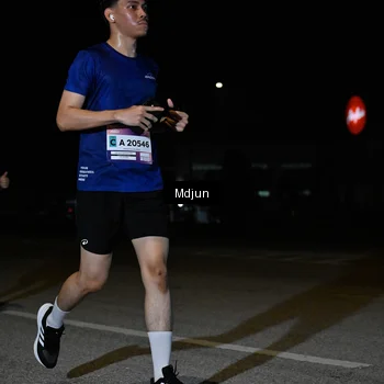 Runner Photo 7455203