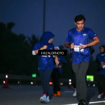 Runner Photo 7455235