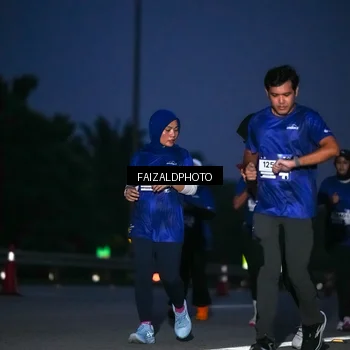 Runner Photo 7455259